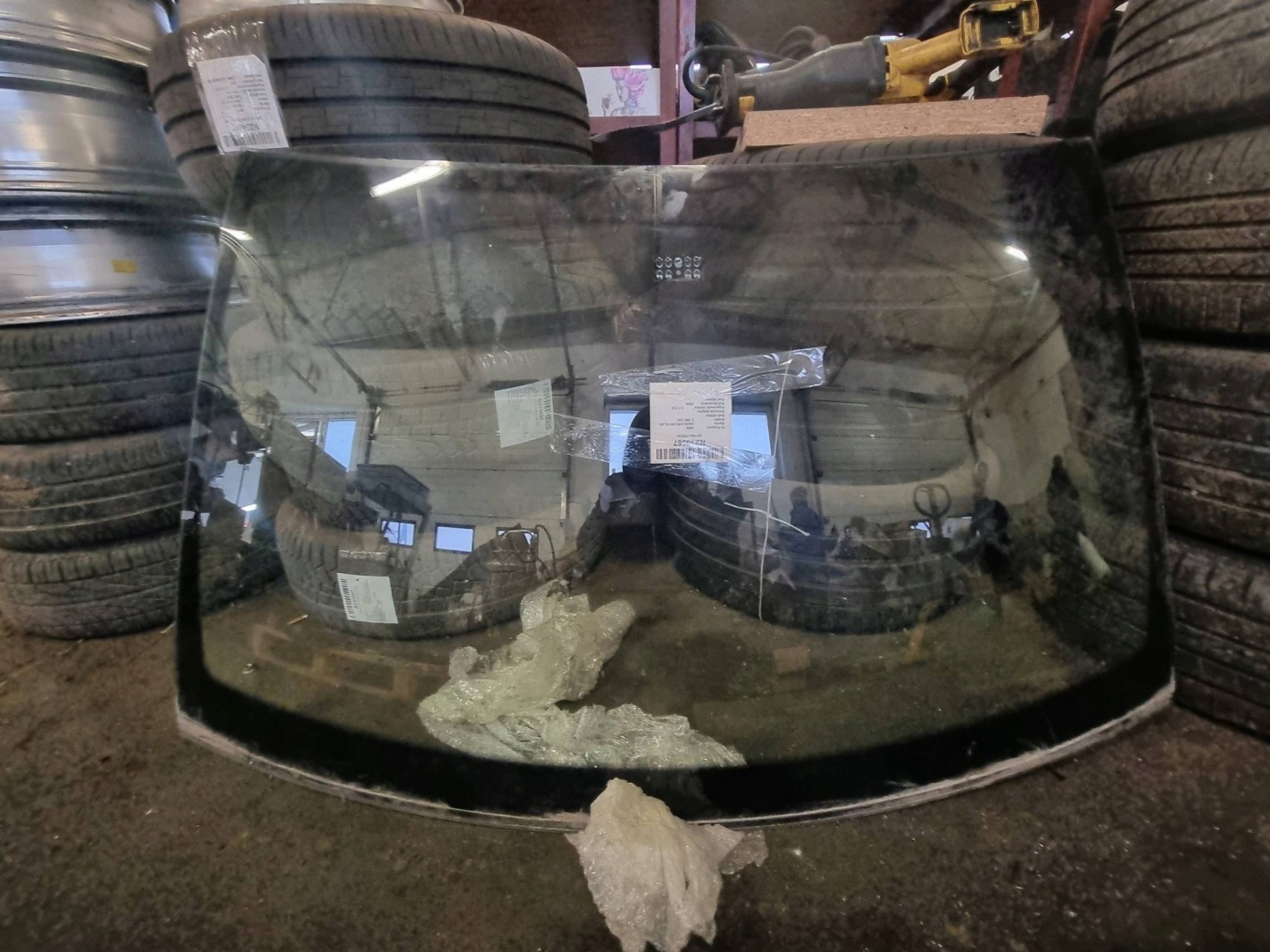 window front iron Mercedes-BENZ C-KLASA W203