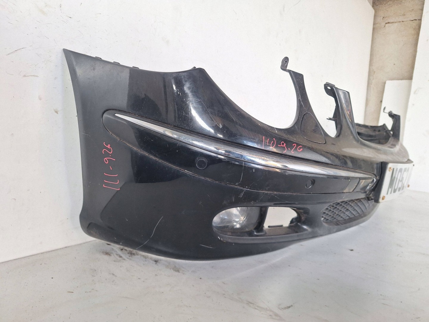 MERCEDES E-class W211 02-06 bumper + PDC + XENON A2118800040