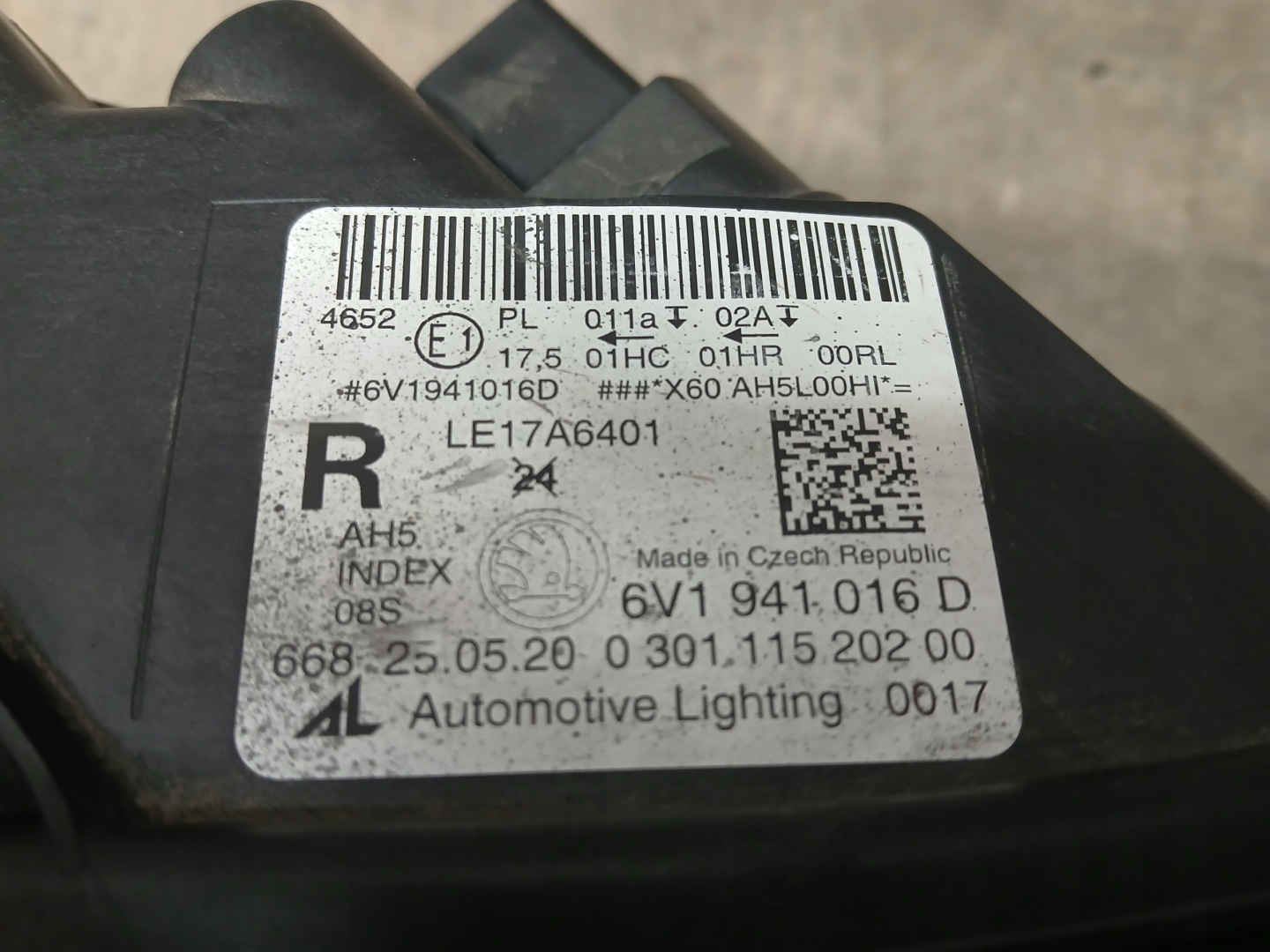light lights front right left SKODA FABIA III 3 LIFT LED 6V1941016D