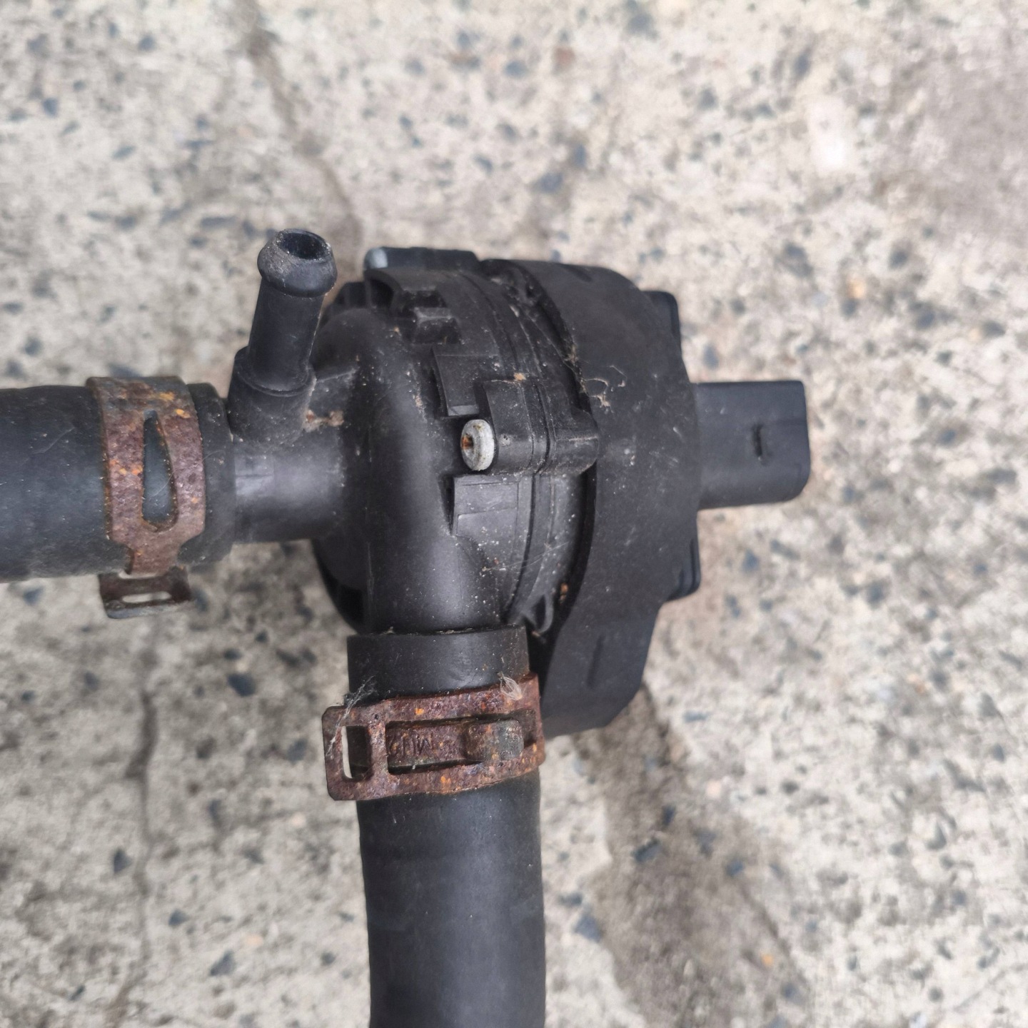 supplementary water pump Mercedes-Benz GL X166 2018
