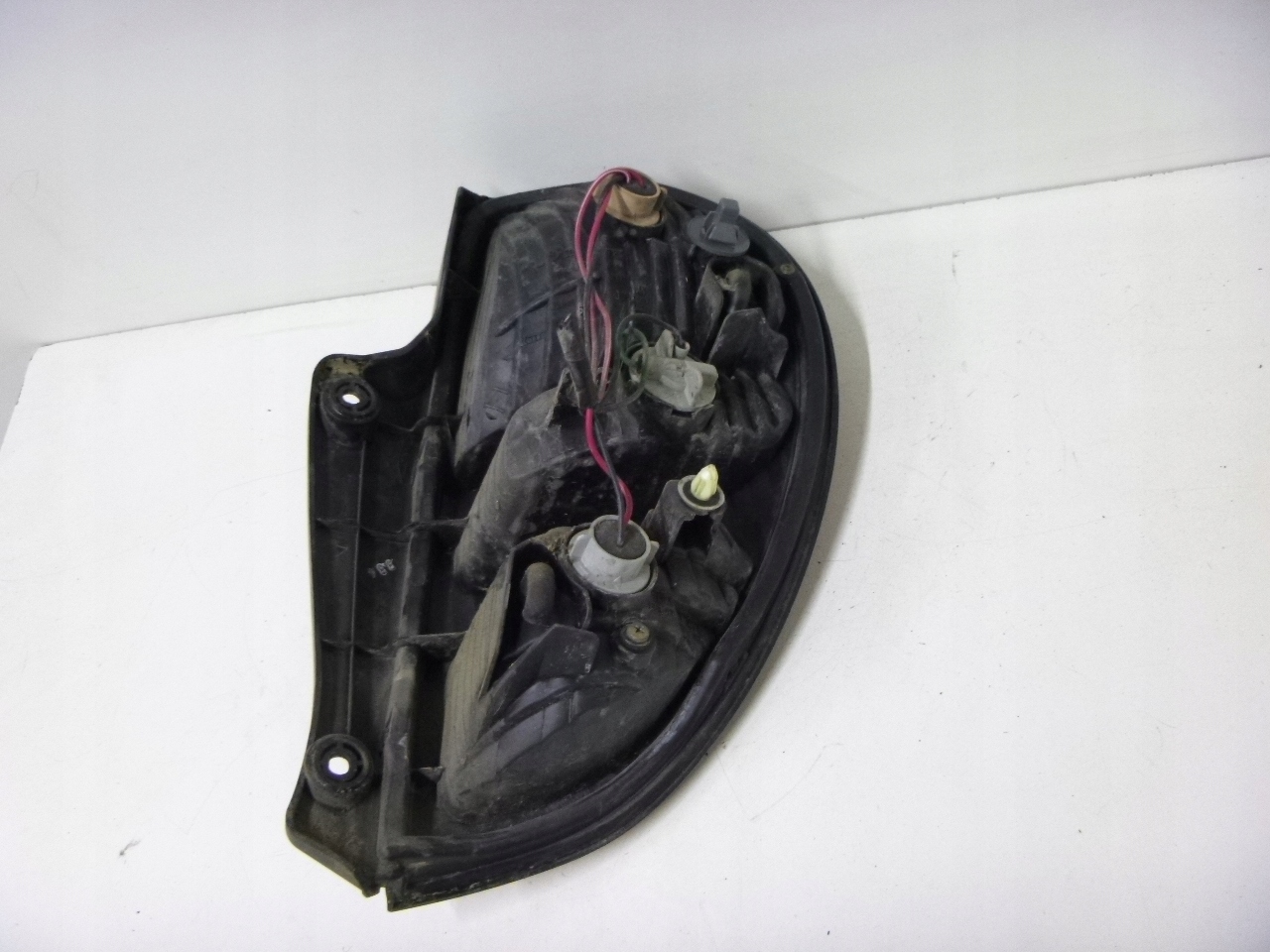 light rear Daihatsu Sirion 2004r.