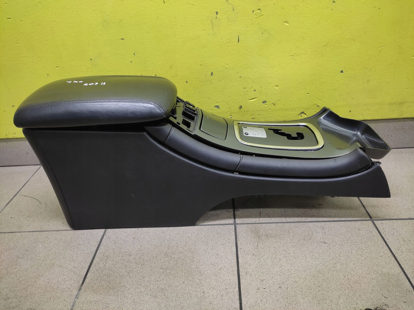 PEUGEOT 607 bracciolo 9629447577