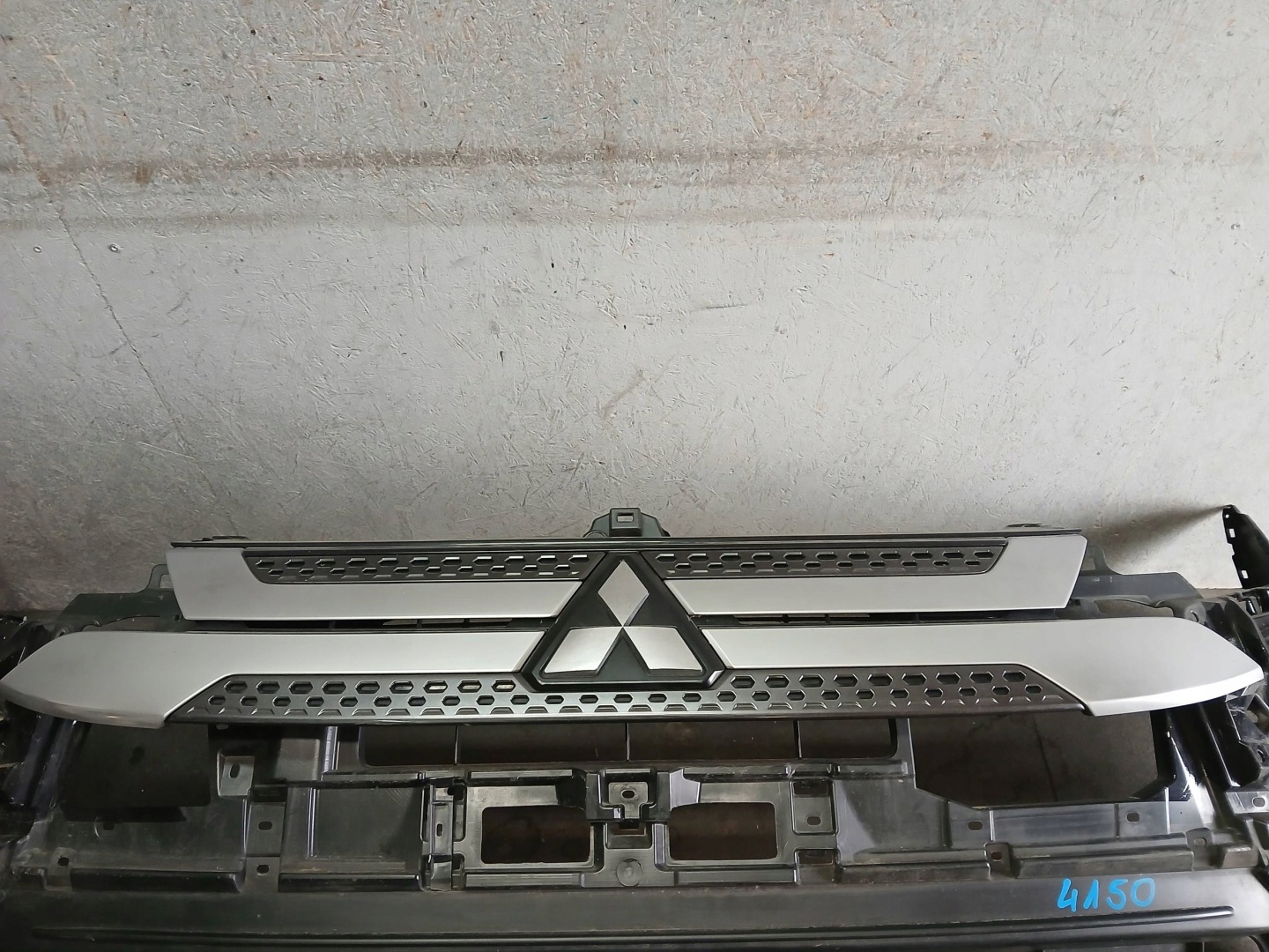 bumper front MITSUBISHI OUTLANDER III 3 LIFT 18