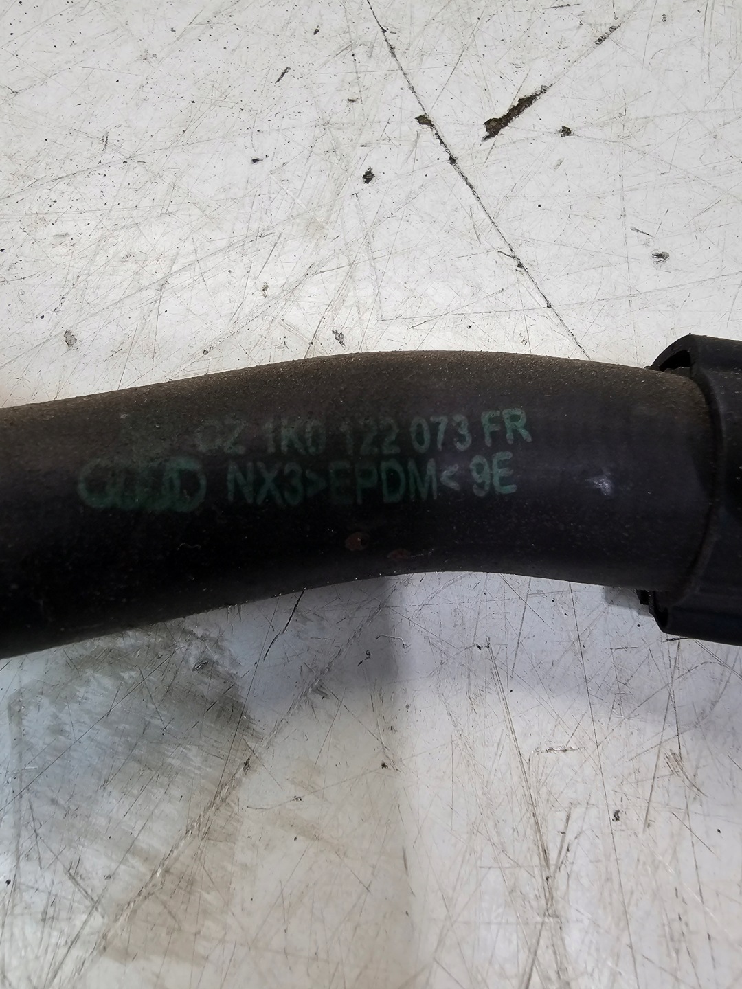 cijev crijevo vode AUDI VW SEAT SKODA 1.6 1K0122073FR