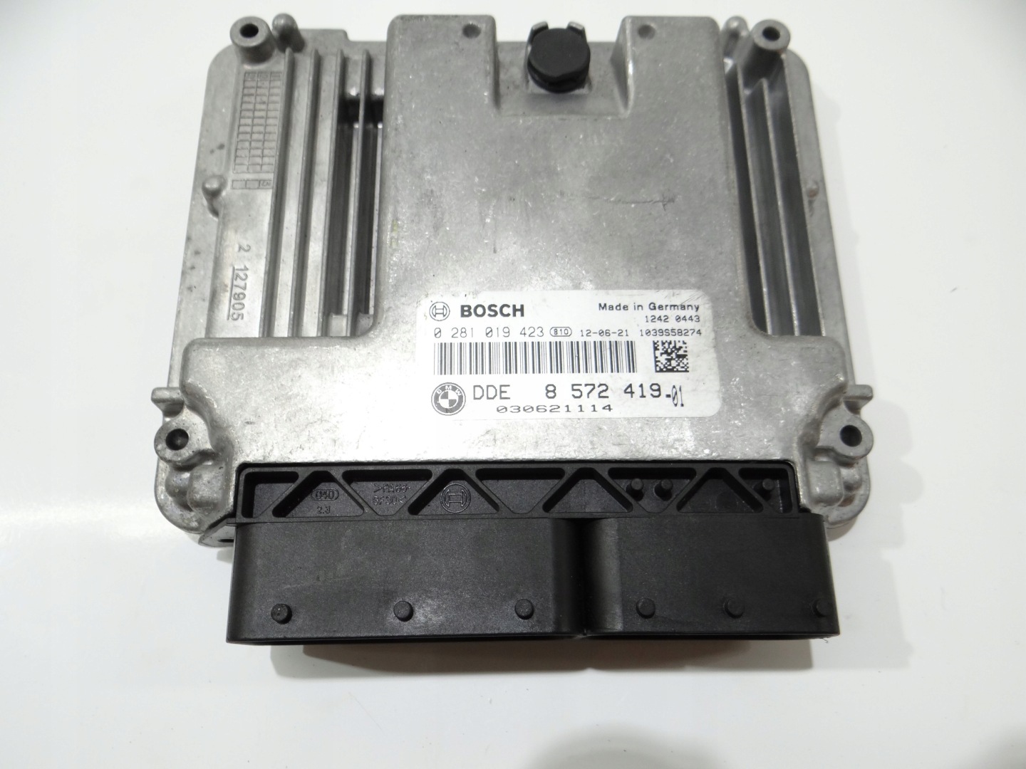 computer control unit of the engine BMW F10 OE 8572419