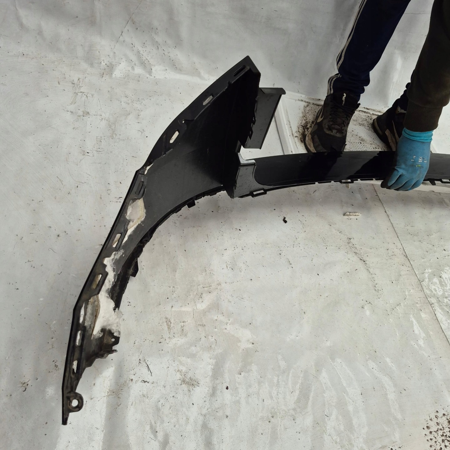 SKODA KAROQ LIFT 21-> bumper rear part rear 4XPDC
