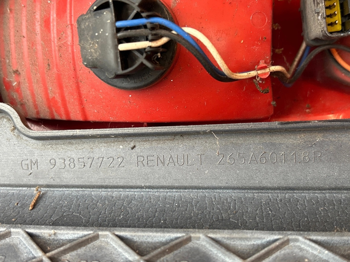 light rear part rear right Renault Trafic II Vivaro A Primastar Lift