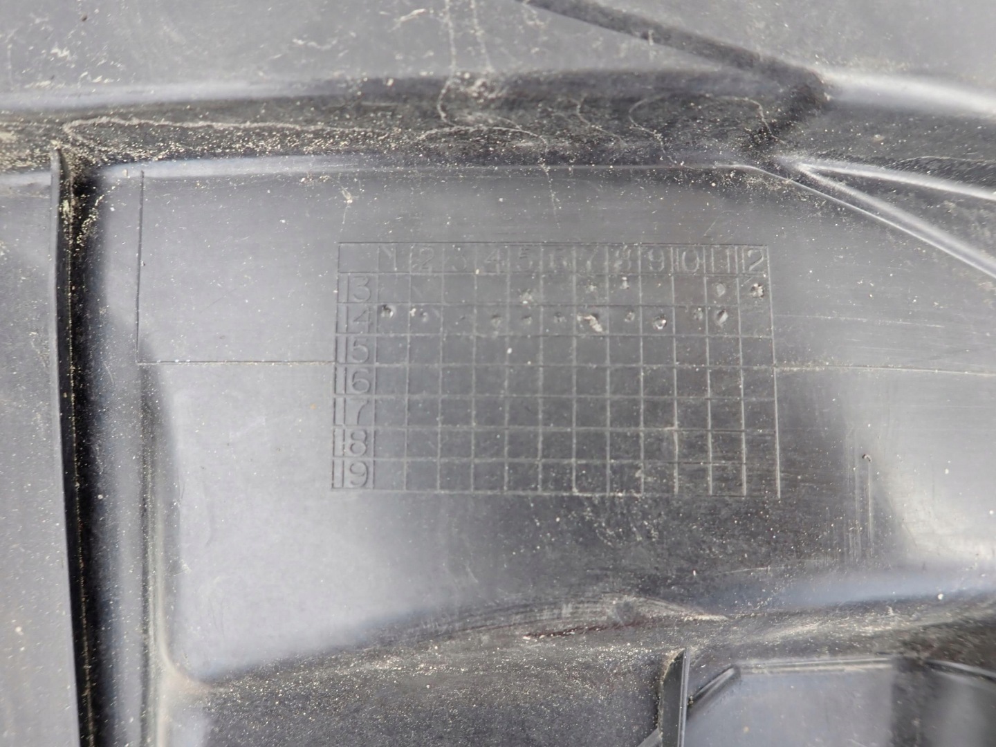 SUZUKI VITARA II 15- mudguard front front right