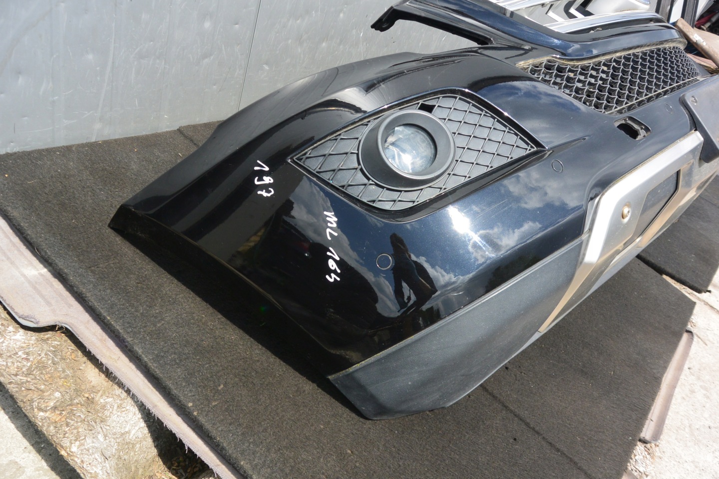 MERCEDES ML W164 bumper grill front LIFT 197 KPL PDC