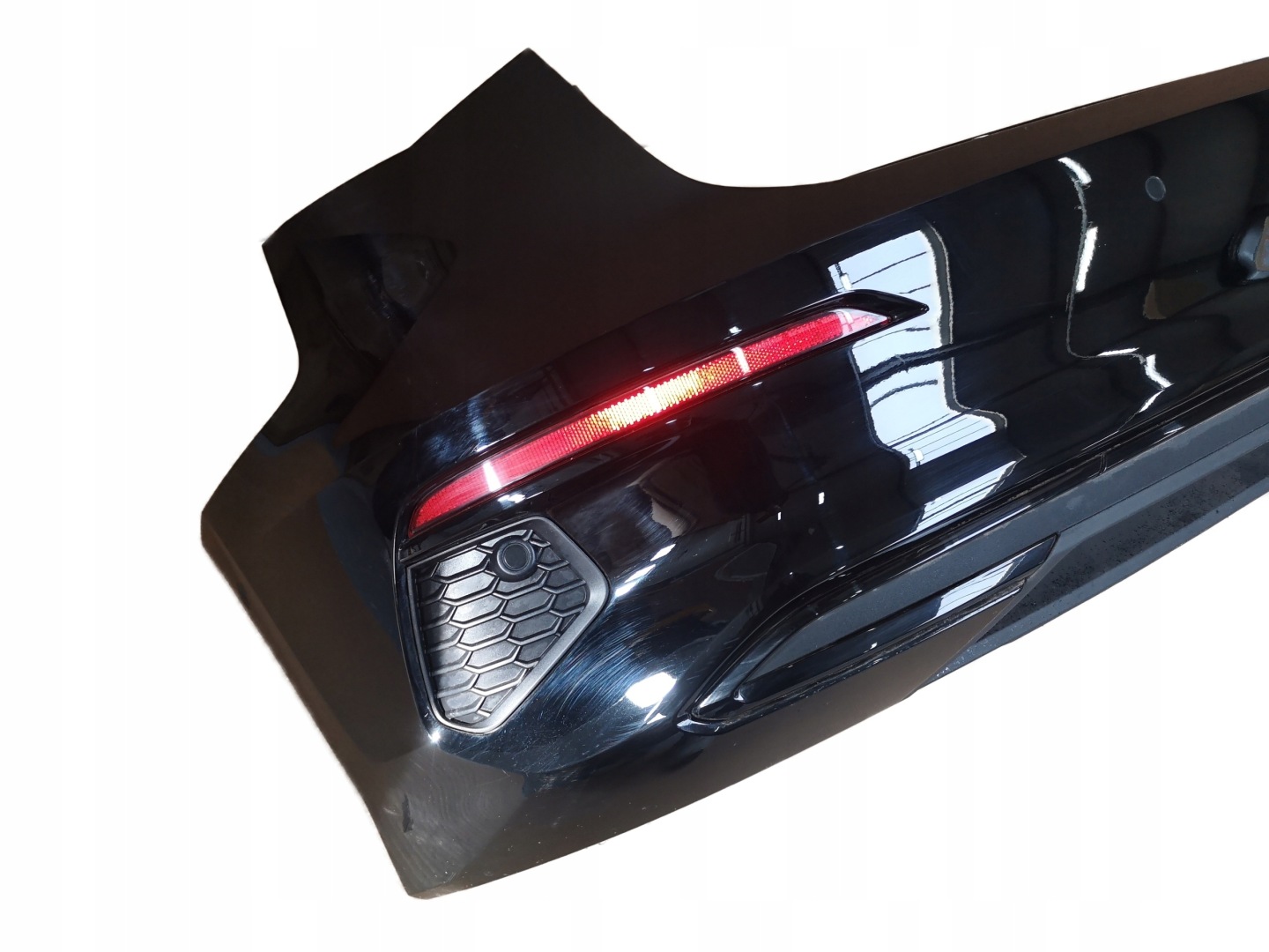 AUDI A3 8Y SPORTBACK Stoßstange heck LY9B