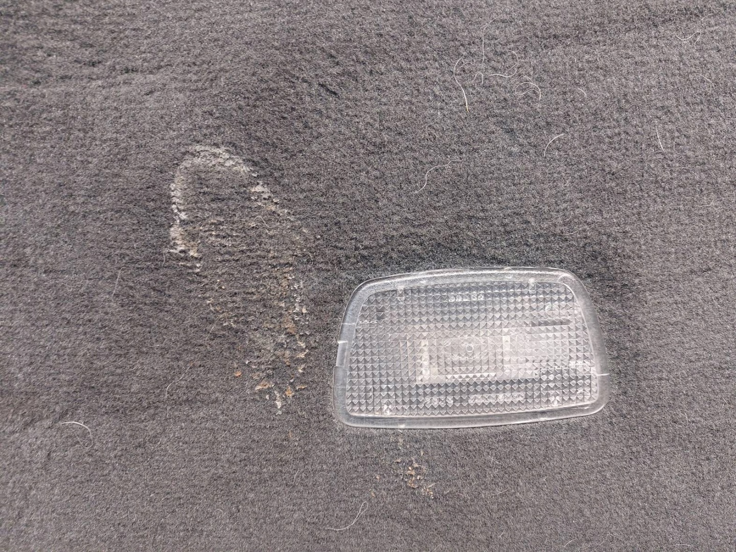 upholstery plastic bonnet boot VOLVO XC60 and