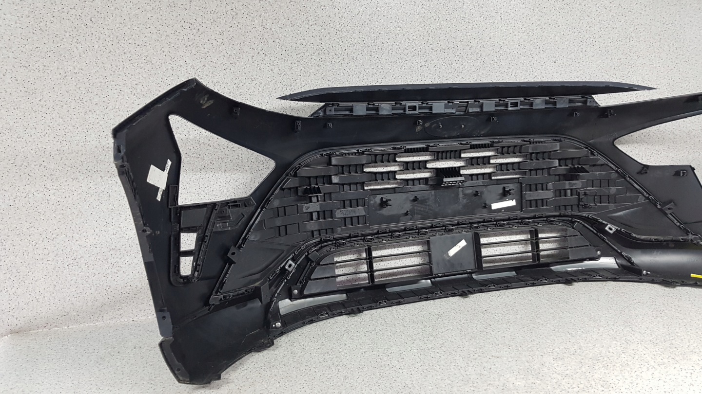 HYUNDAI BAYON 2021 - bumper front 9005