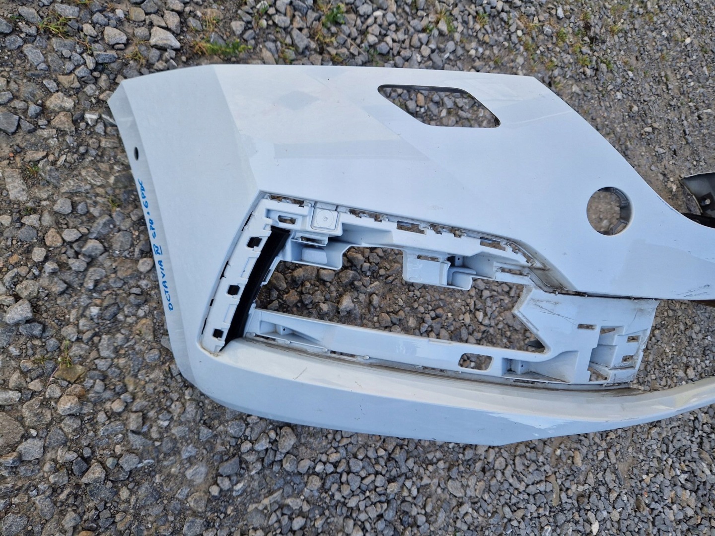 front bumper SKODA OCTAVIA IV 2019R->
