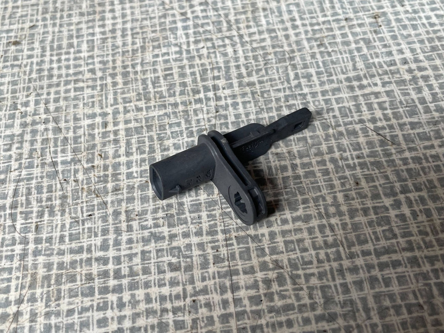 Sensor ABS Peugeot 3008 II 9838571680 Original!! !J