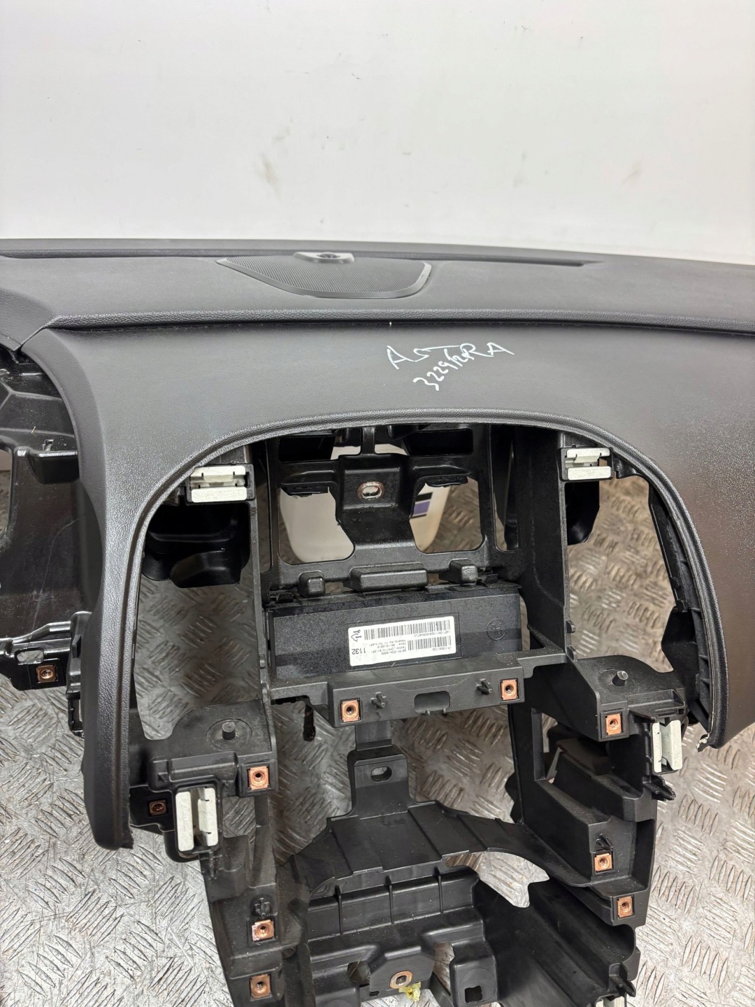 dashboard console airbag airbags OPEL ASTRA J IV