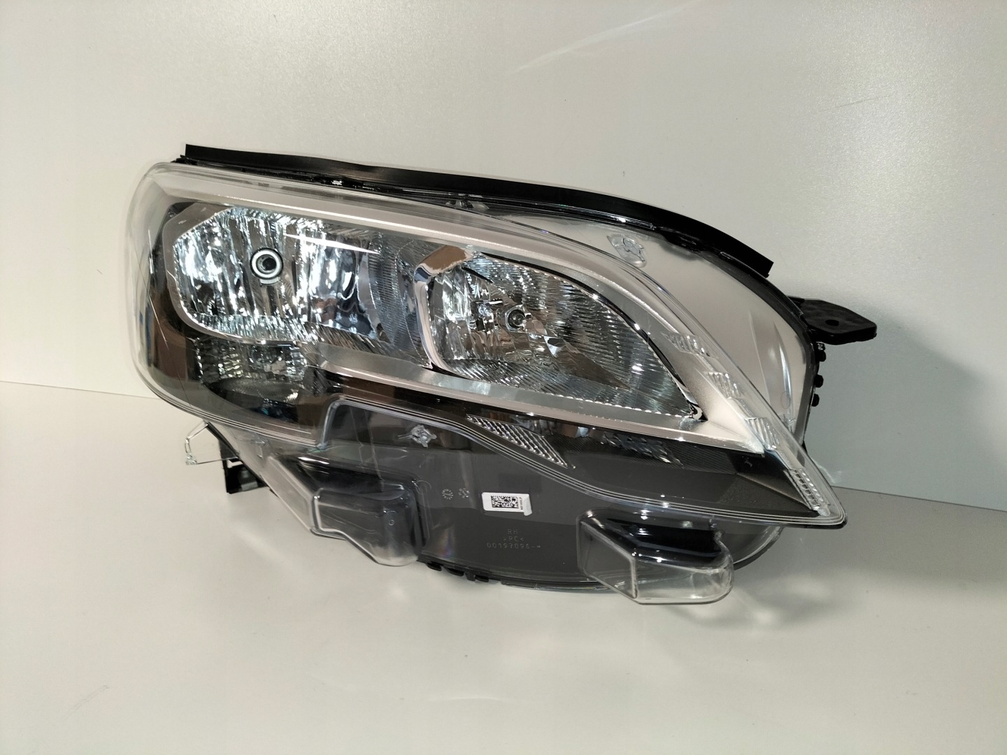 light front reflektor right PEUGEOT EXPERT III 16