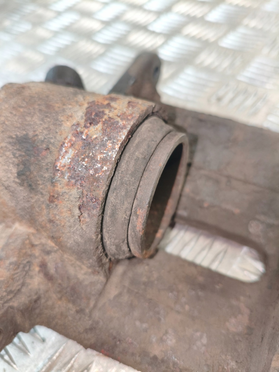 caliper front right RENAULT MEGANE II 2 2.0T