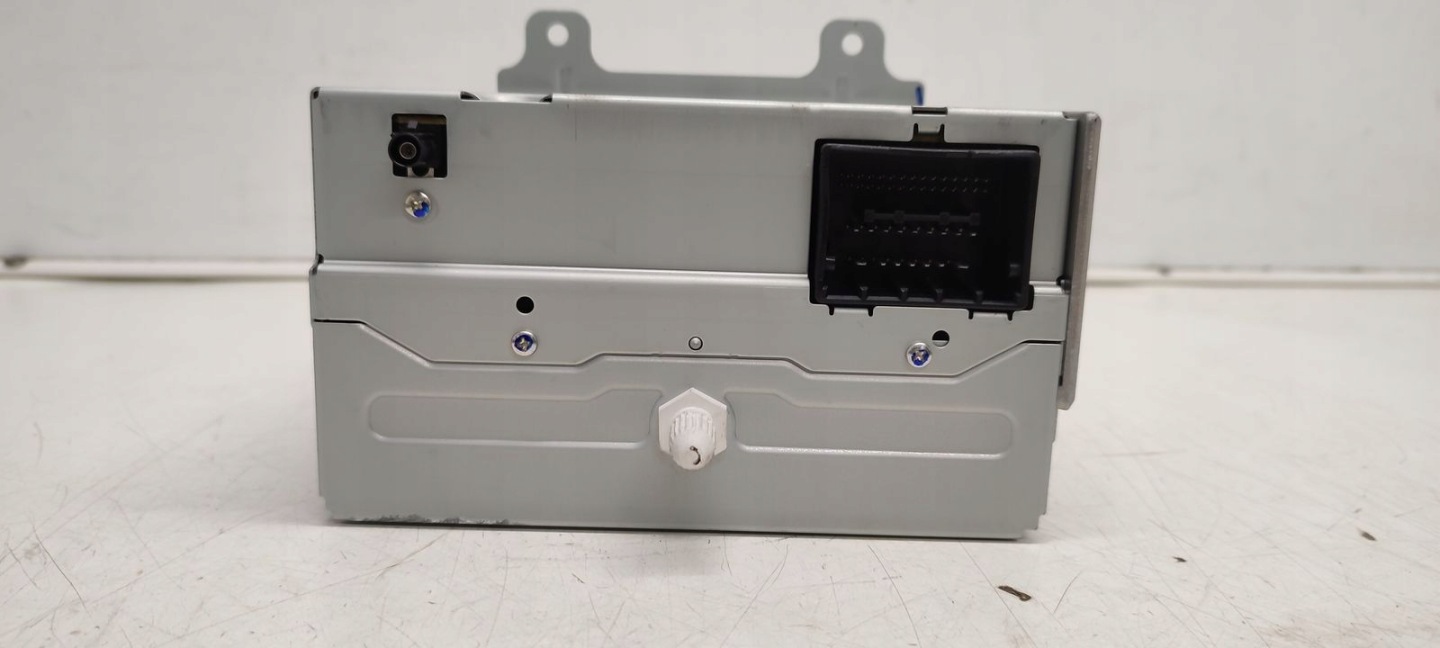 Radio fabryczne Opel Astra J kombi 2,0 CDTI