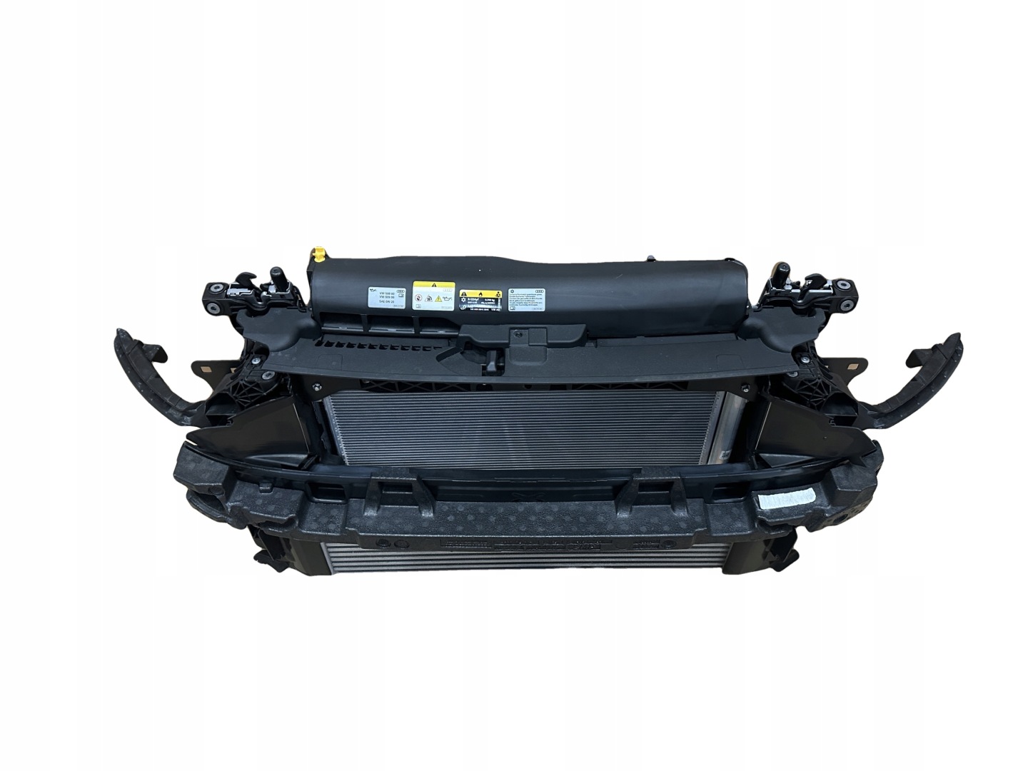 AUDI A1 82A 40TFSI 2.0TFSI bar, wall radiator