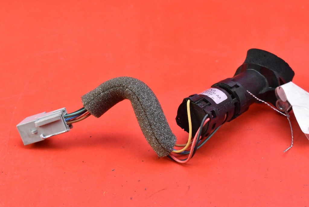 sensor TEMPERATURY AW93-8B506-AA JAGUAR XJ X351 09-15