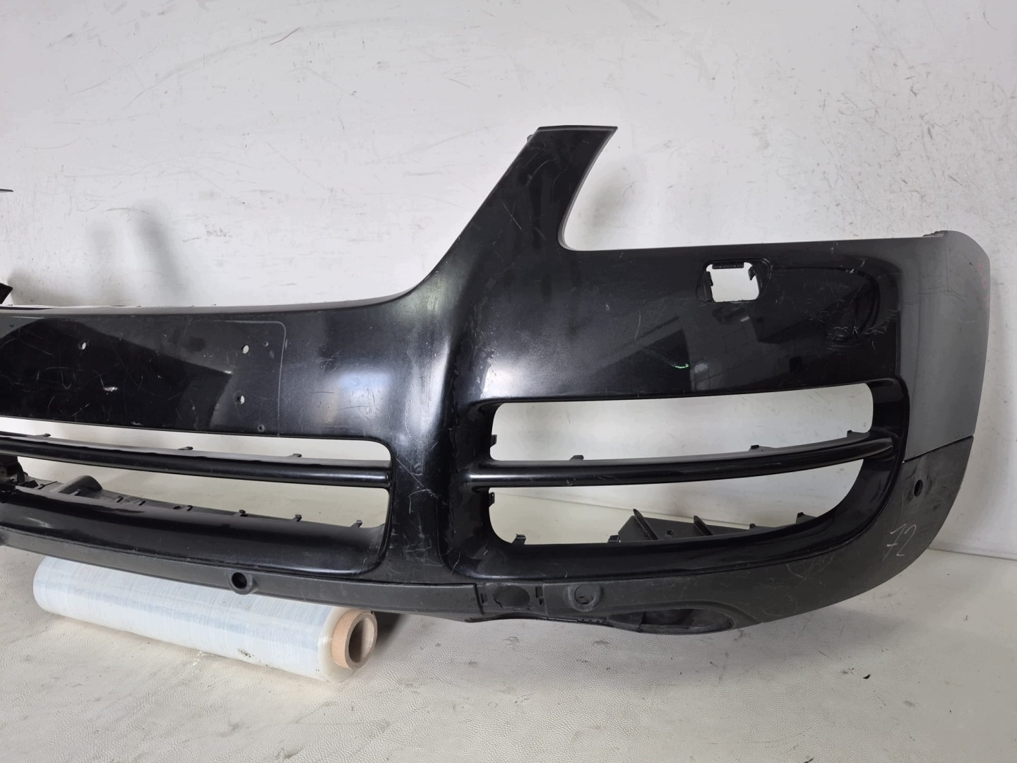 VW TOUAREG and 1 02-06 bumper front front washer PDC