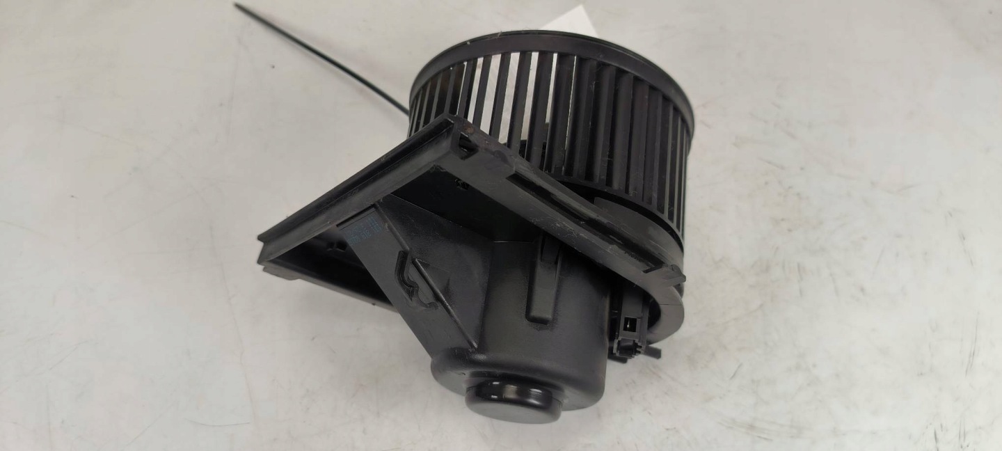 ventilator kabinski 657880E SEAT IBIZA II