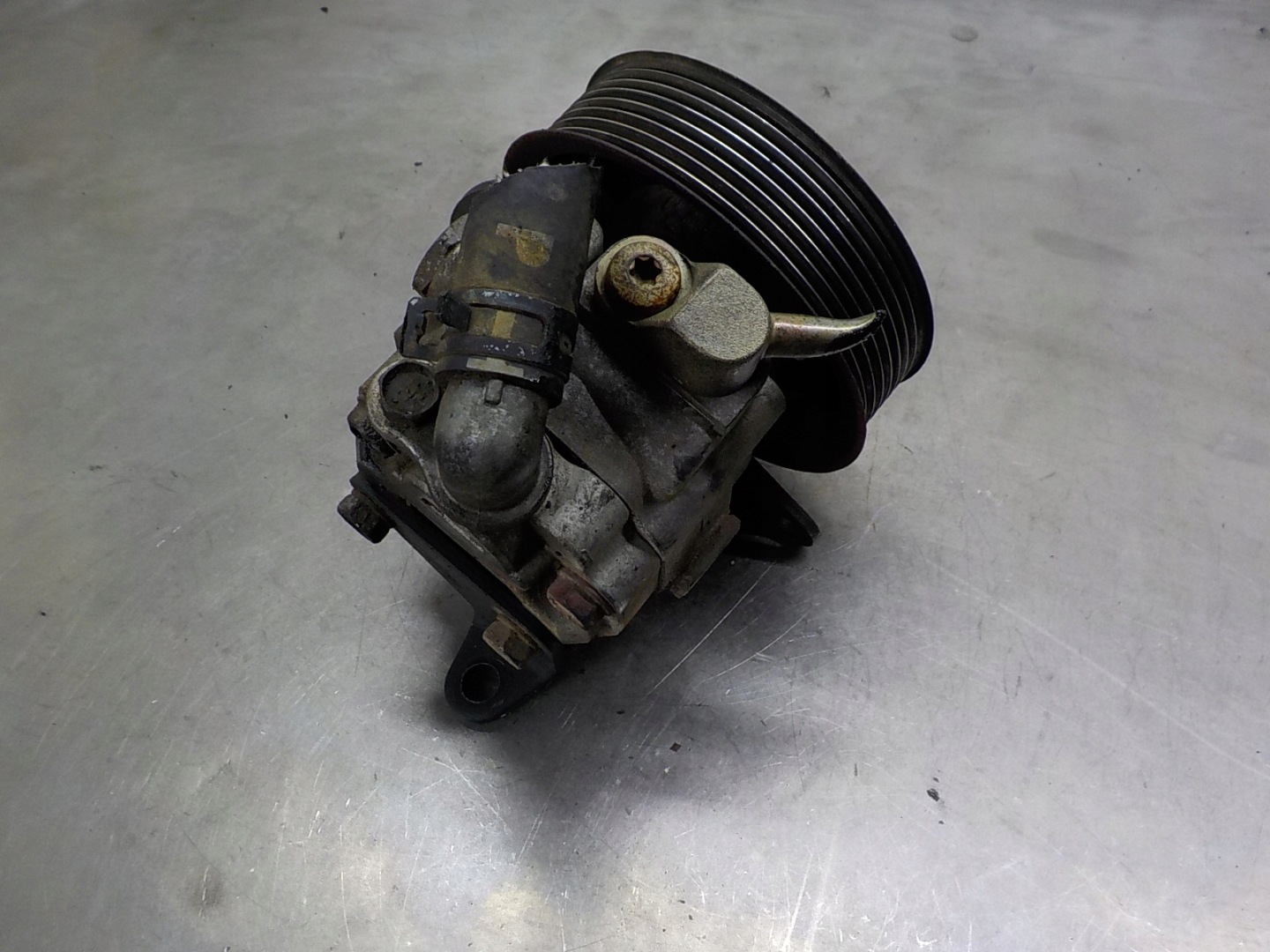 RANGE ROVER SPORT L320 2.7 TD servo pump 7H22-3A696-AB