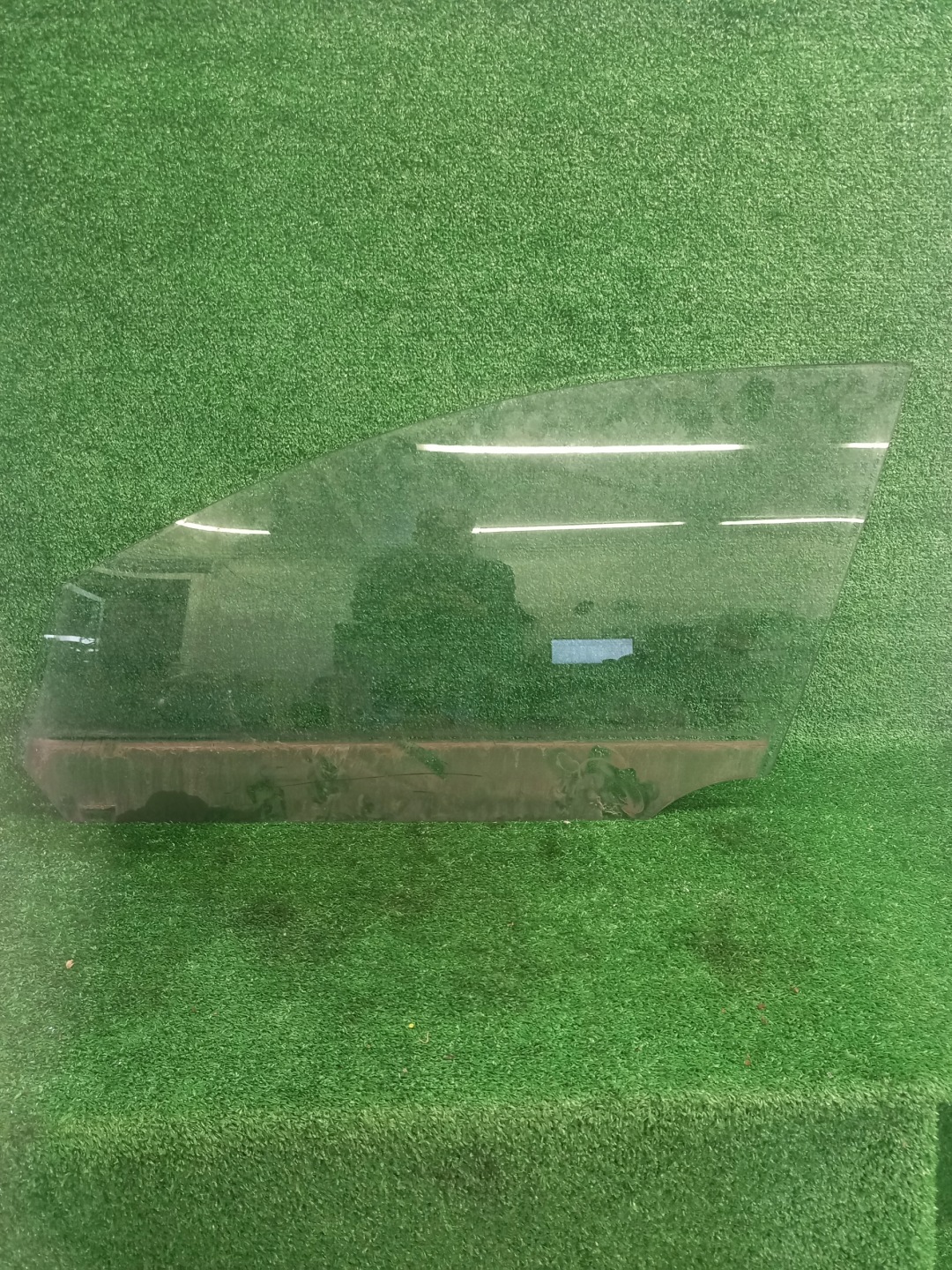 window side left front door VOLVO XC70 43R001106