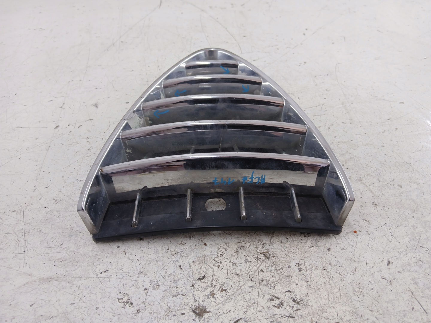 ALFA ROMEO 147 grill grille radiator