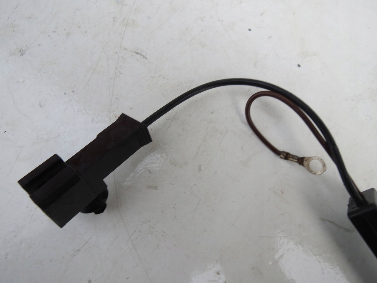 amplifier ANTENY MERCEDES-BENZ CLS C218 AMG A2128704589