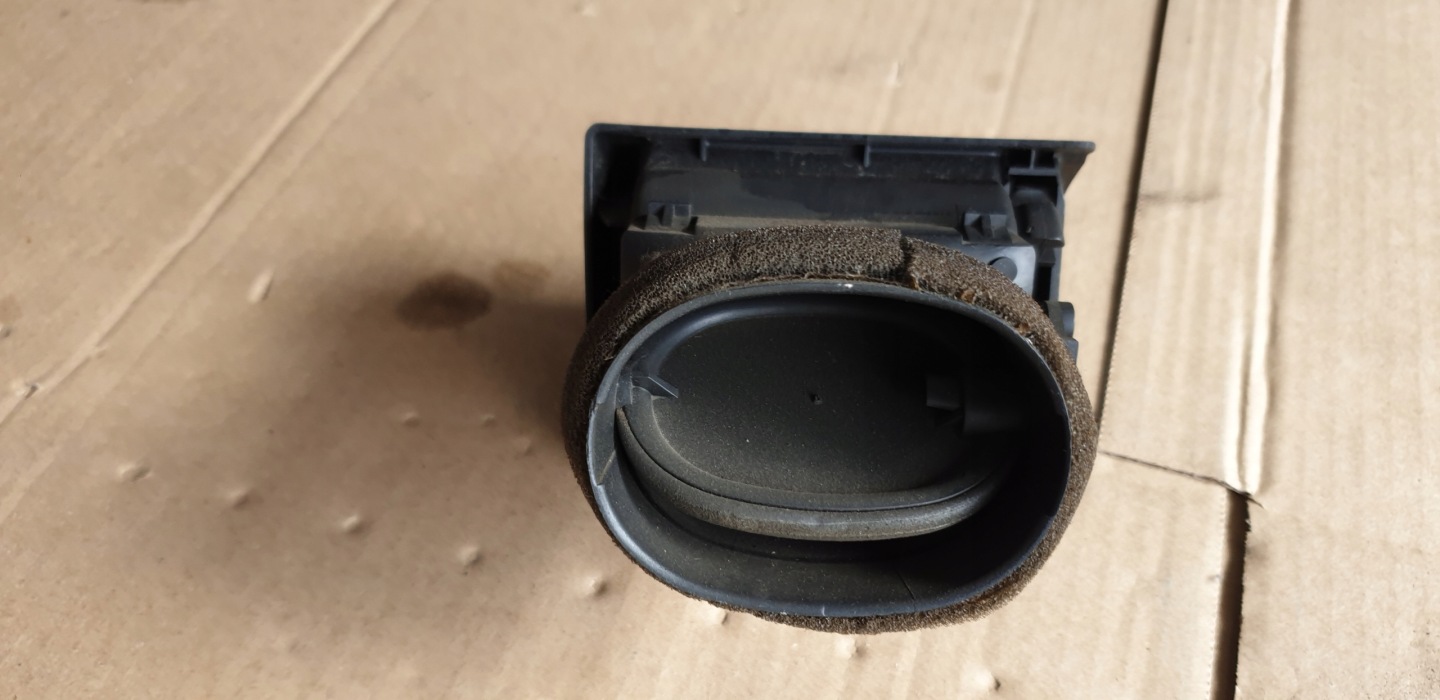 grid air conditioning devices of the dashboard right front BMW 3 E36 COMPACT