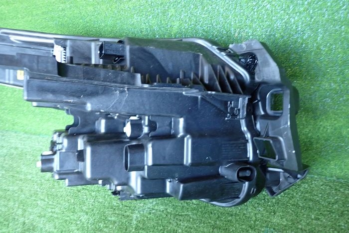 SKODA ENYAQ FULL LED 25- reflektor left light left