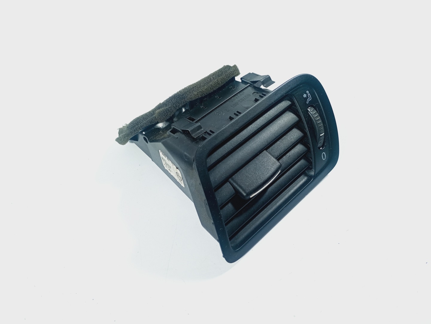 grid air conditioning devices air left driver´s OE 3C1819701 VW Passat B6 05-10