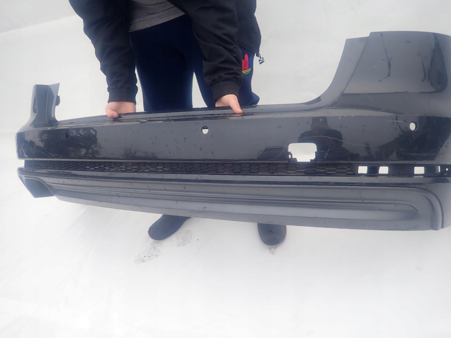 AUDI A4 B9 8W KOMBI S-LINE 15-19 bumper rear part 6XPDC