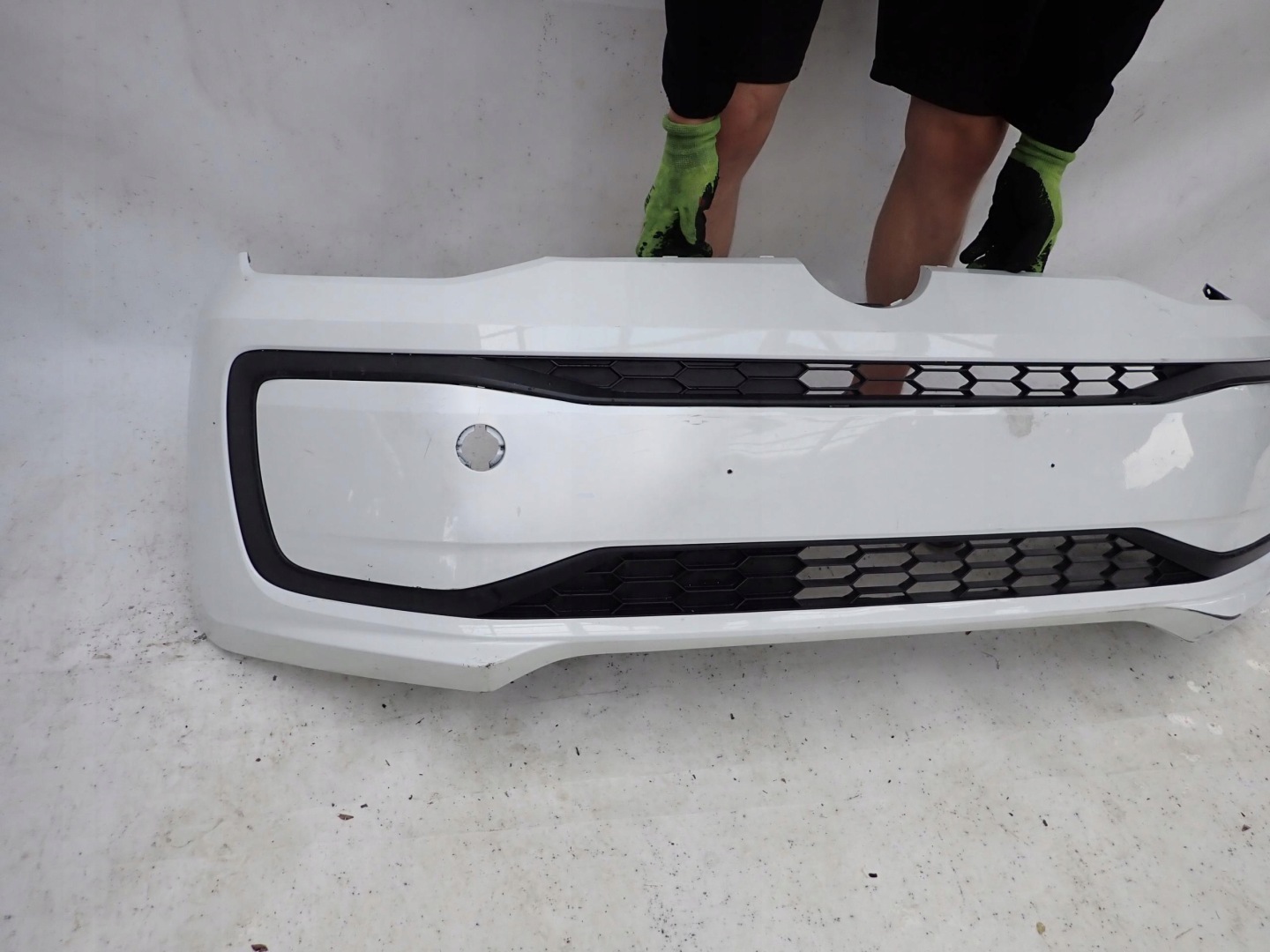 VW UP LIFT 16-23 bumper front front