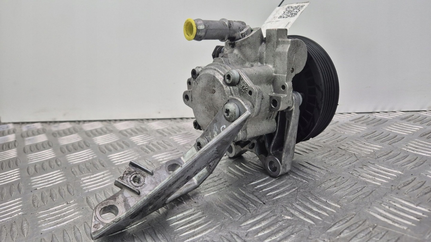 BMW 3 E90 E91 330i servo pump LH2113605 N52B30