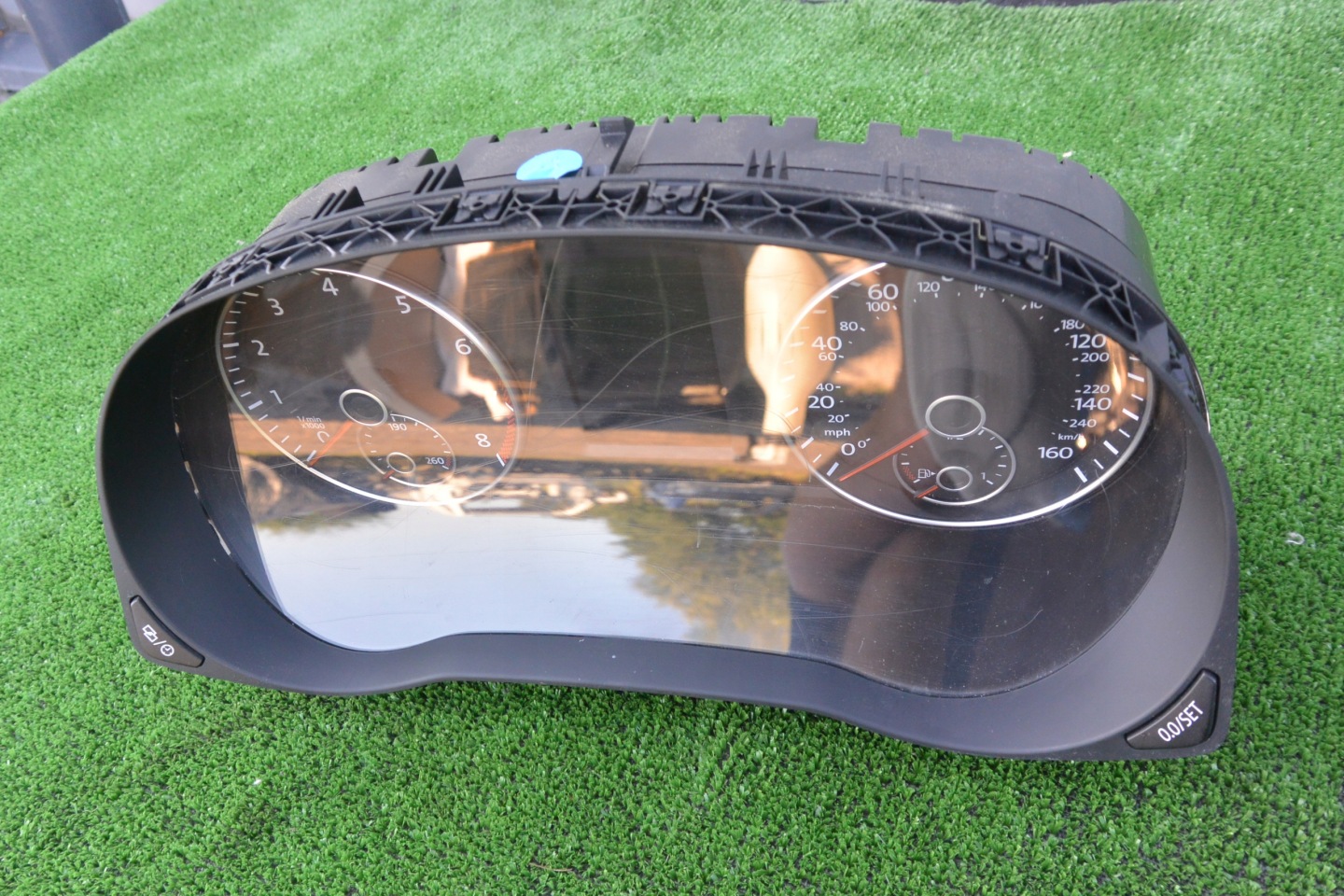 dials dials 2.5 SE petrol VW PASSAT B7 USA