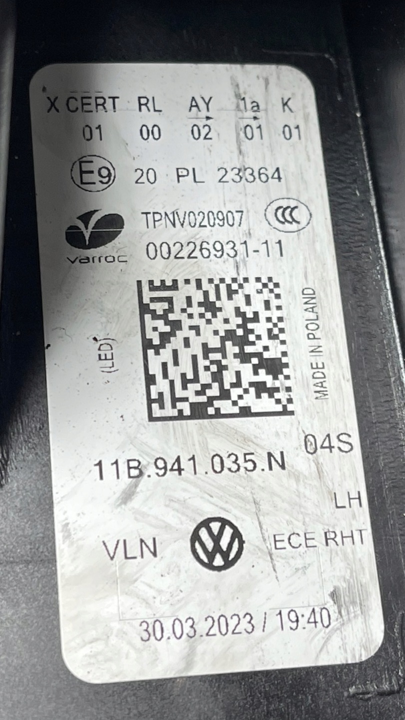 VW ID4 ID.4 light left front FULL LED 11B941035N