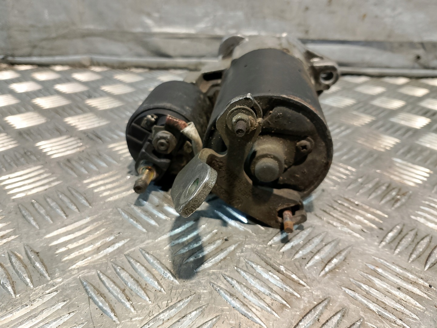 startér MOTORU AUDI A4 B6 2.0 FSI 06B911023 0001107073