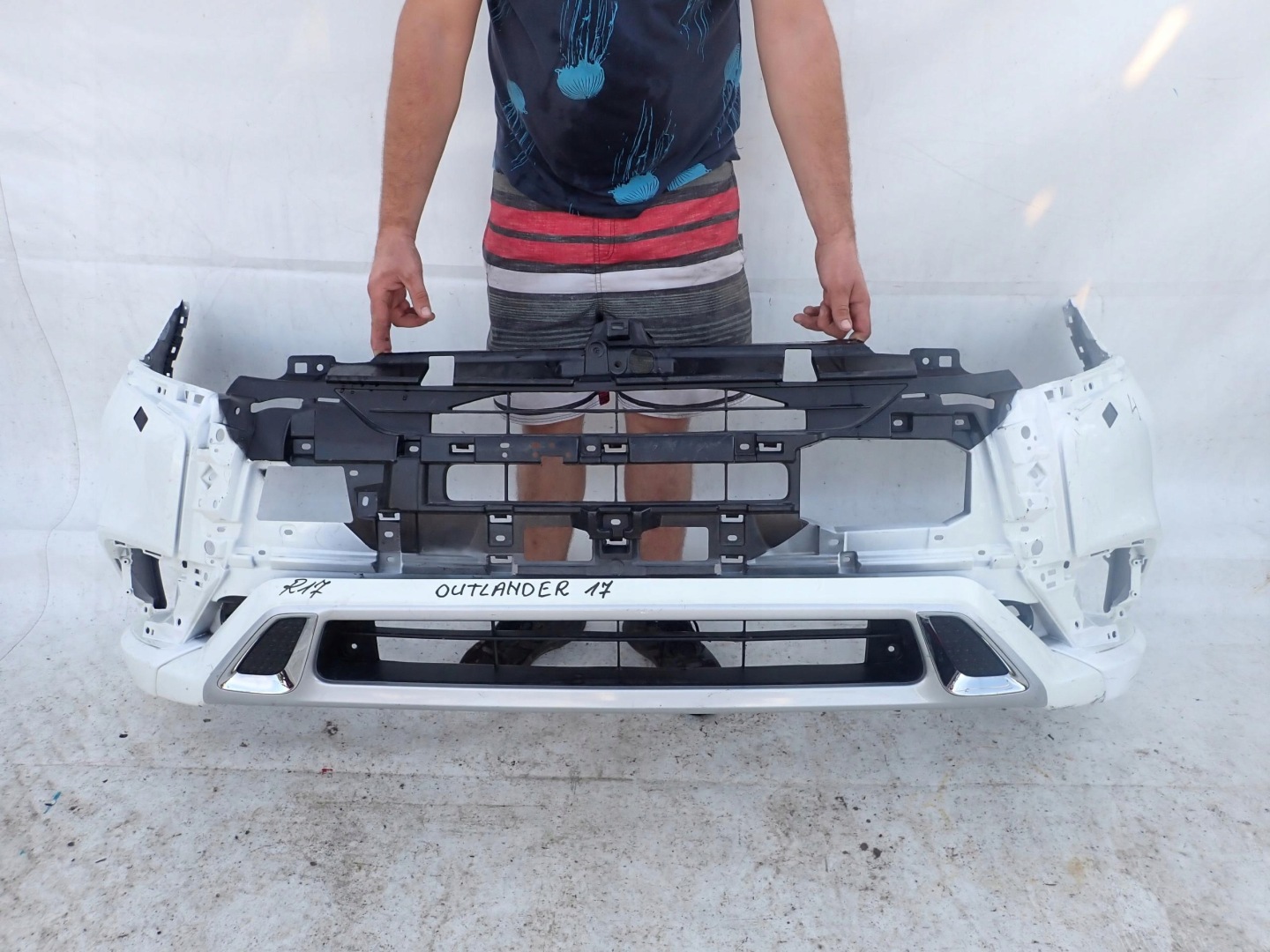 MITSUBISHI OUTLANDER III LIFT 18- bumper front SPR