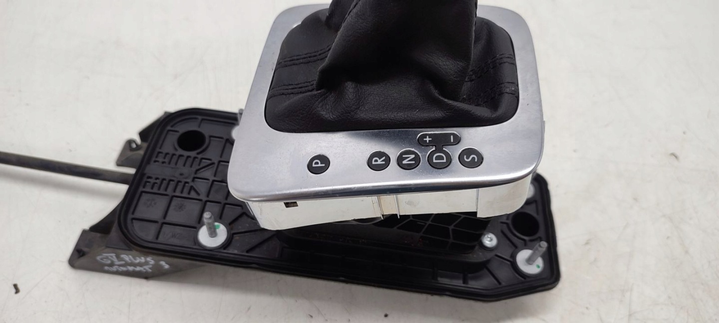 trim gear lever automat VW Golf VI plus 1,4 TSI