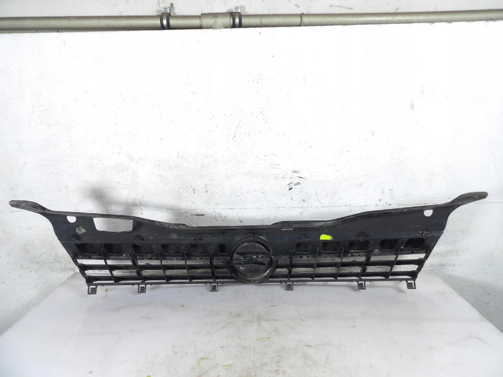 OPEL ASTRA H Grille 13108463