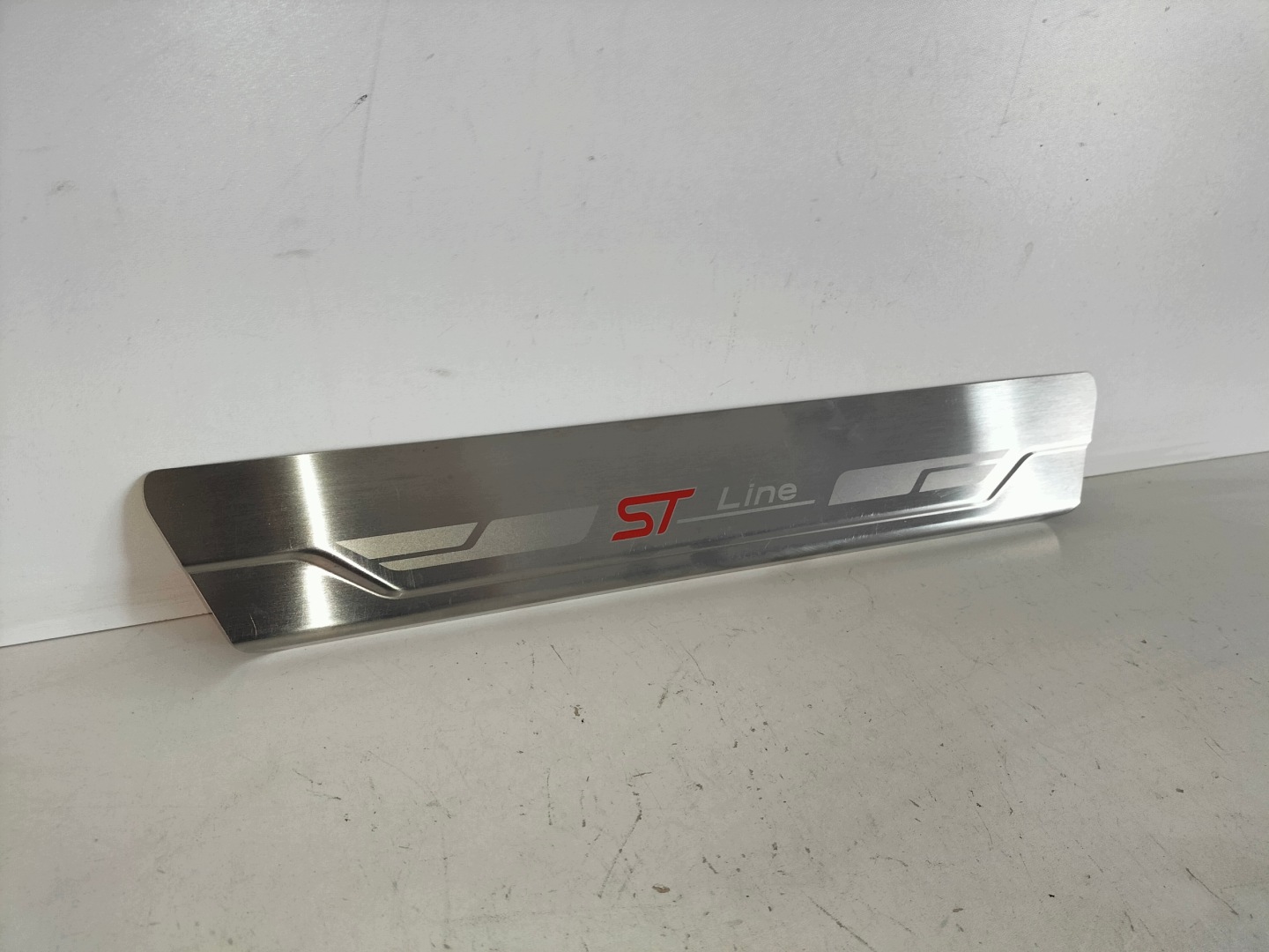 moulding cap threshold front front FORD FIESTA MK8 17- ST-LINE