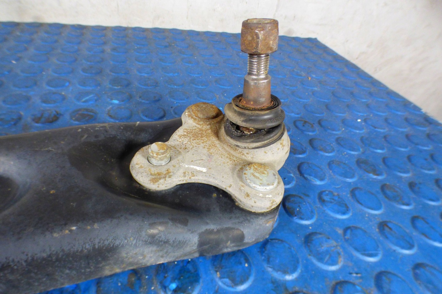 Hyundai Elantra VI arm left front 54500-F2000 st.BDB