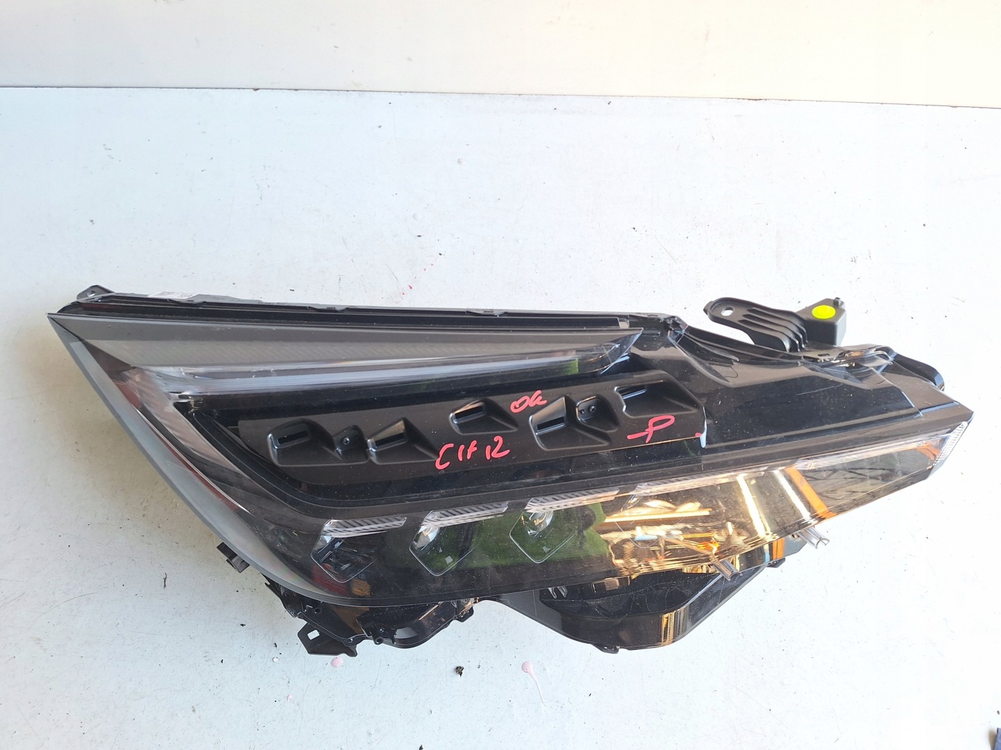 TOYOTA CH-R II 23-> light right FULL LED EU