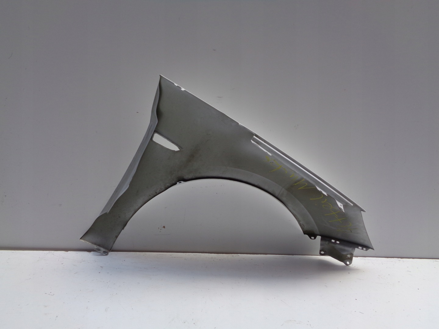 fender left front OPEL ASTRA V K 15- NR 46957