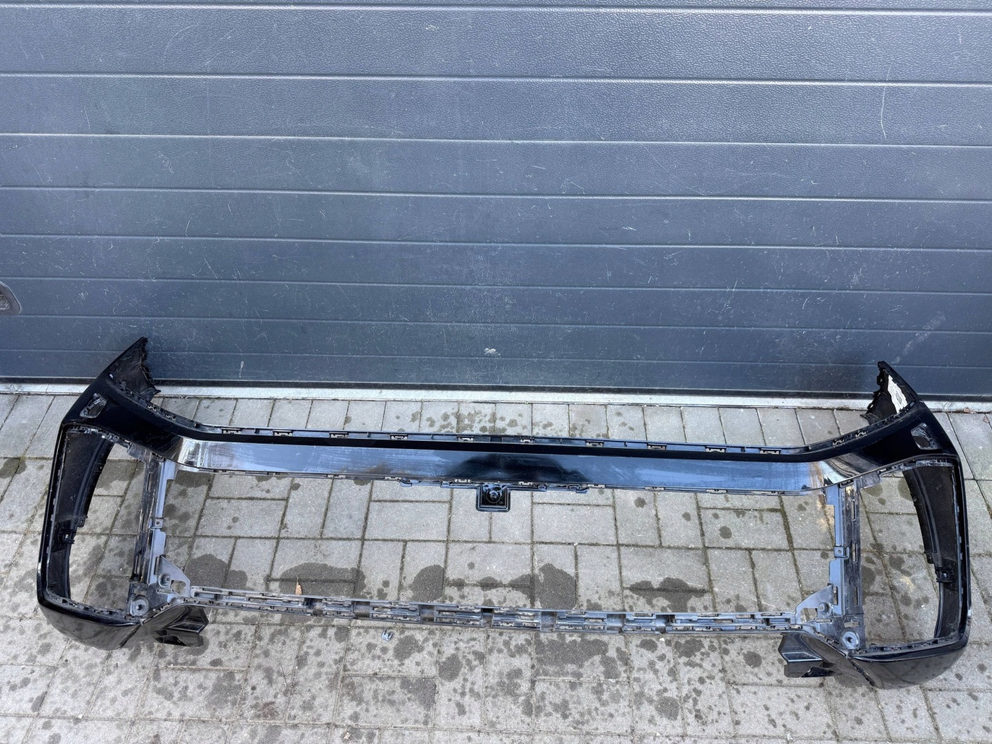 Vw Touareg 760 23- Lift r line bumper front front