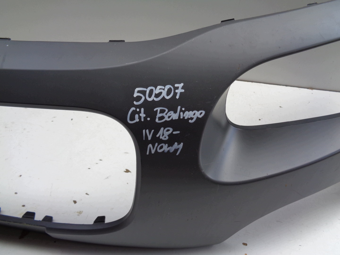 NO-WY-- front bumper CITROEN BERLINGO IV 18- NR 50507