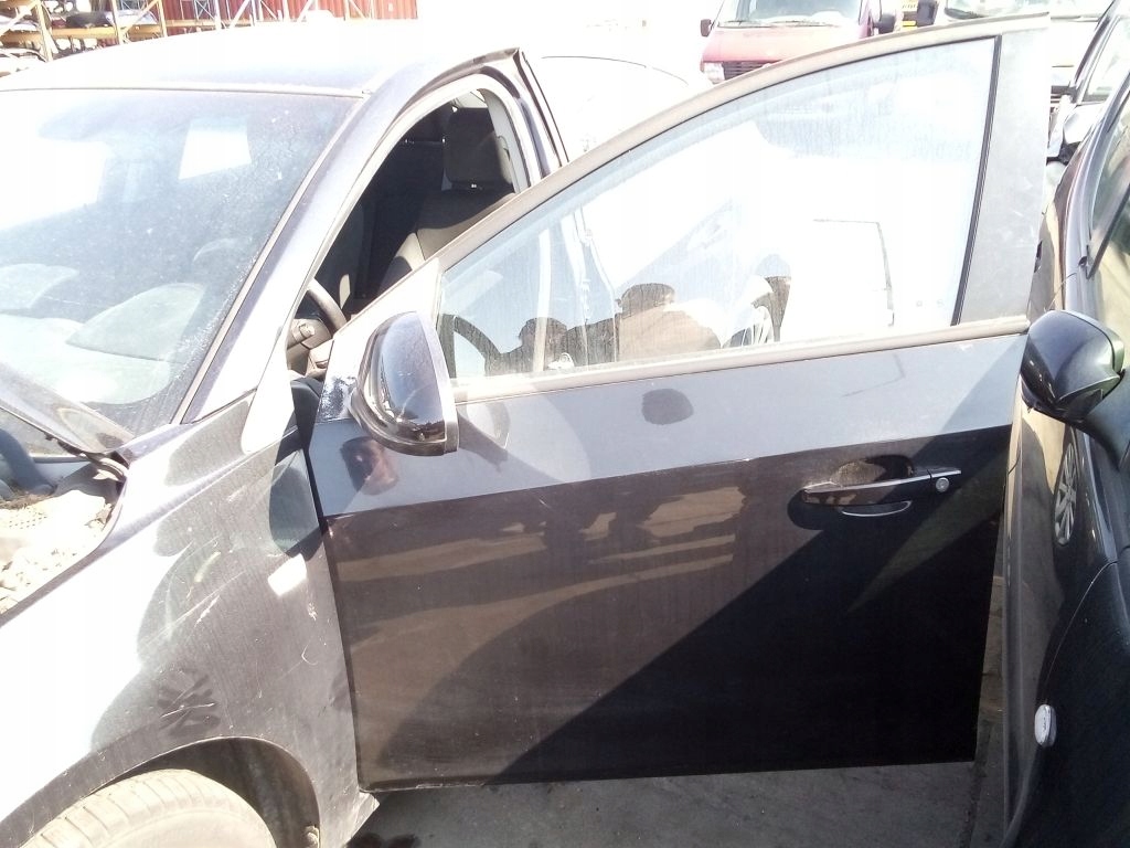 Chevrolet Cruze door left front front GAR