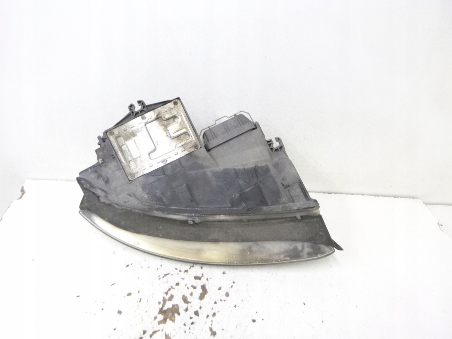 light front left XENON Audi A4 b6 2004r. 8E0 941 003 S VALEO complete